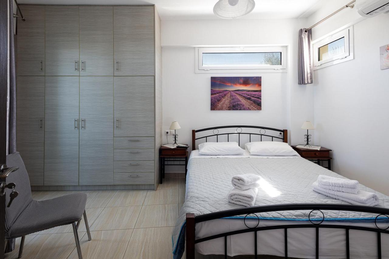 Vourvahis Seaview Apartments Karotí Esterno foto