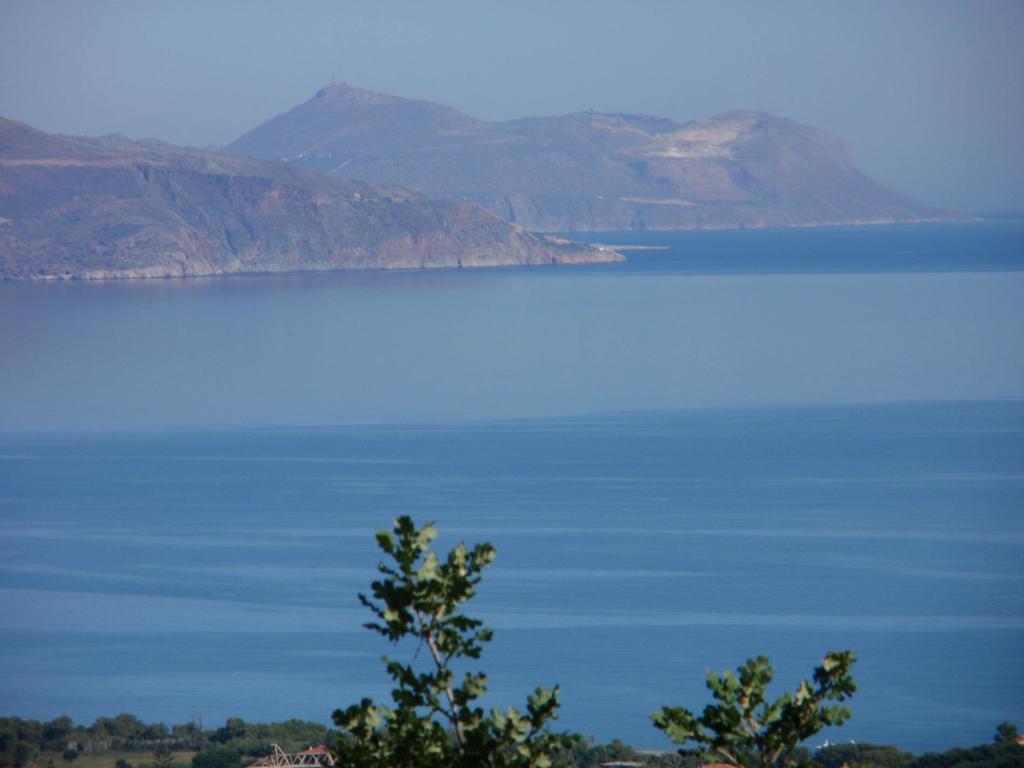 Vourvahis Seaview Apartments Karotí Esterno foto